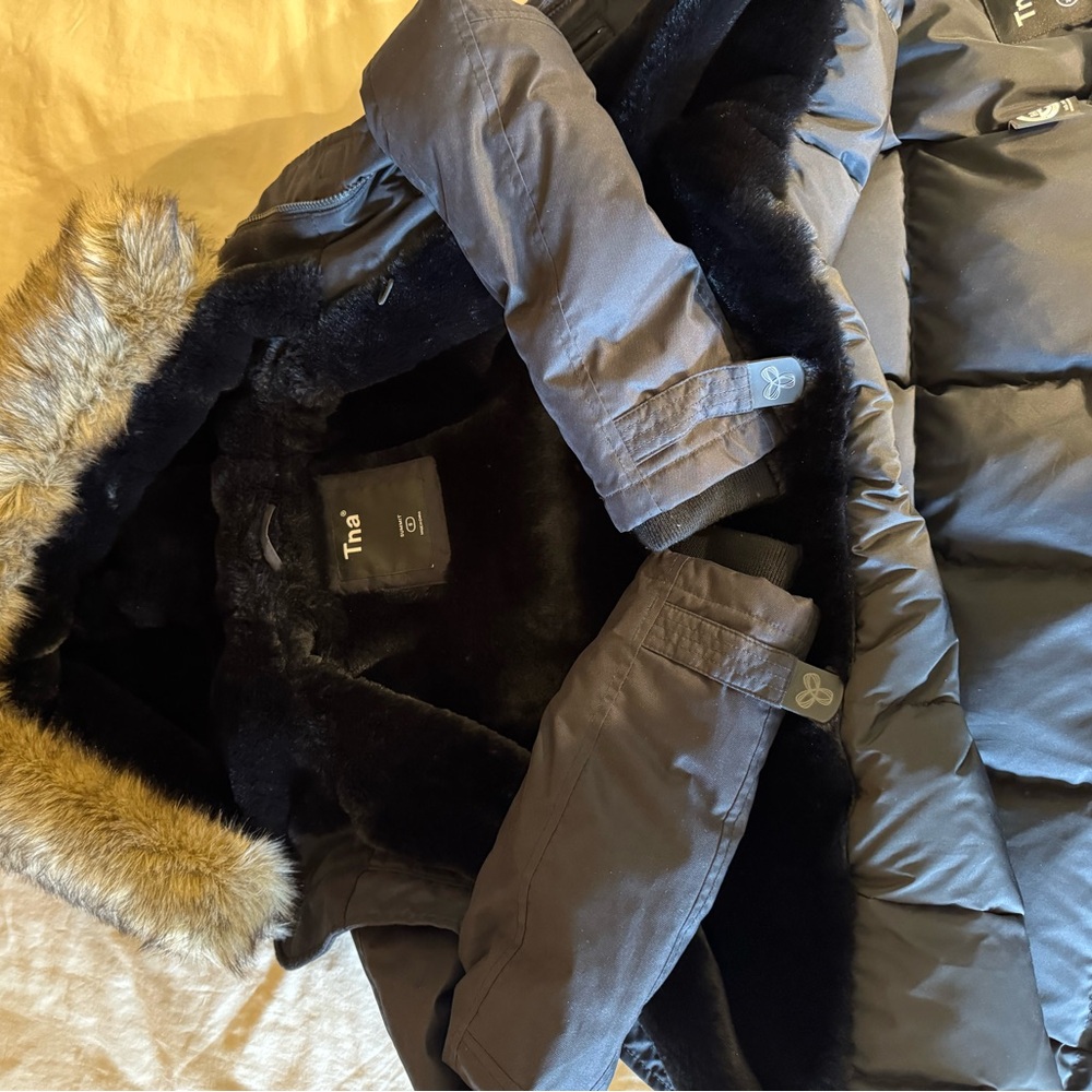 TNA Black Hooded Parka - Picture 3 of 7